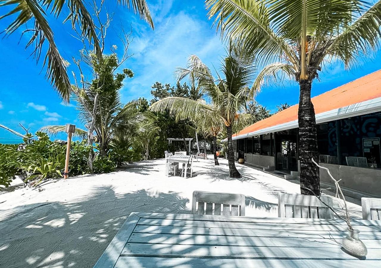 Tropical Tree Hotel Fehendhoo Exterior foto